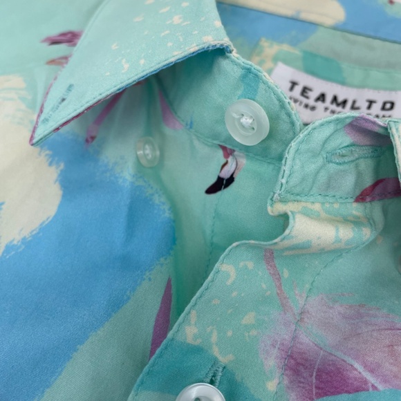 TEAMLTD Living the Dream Short Sleeve Button Down Flamingo Tropical Men’s Large - Picture 6 of 15